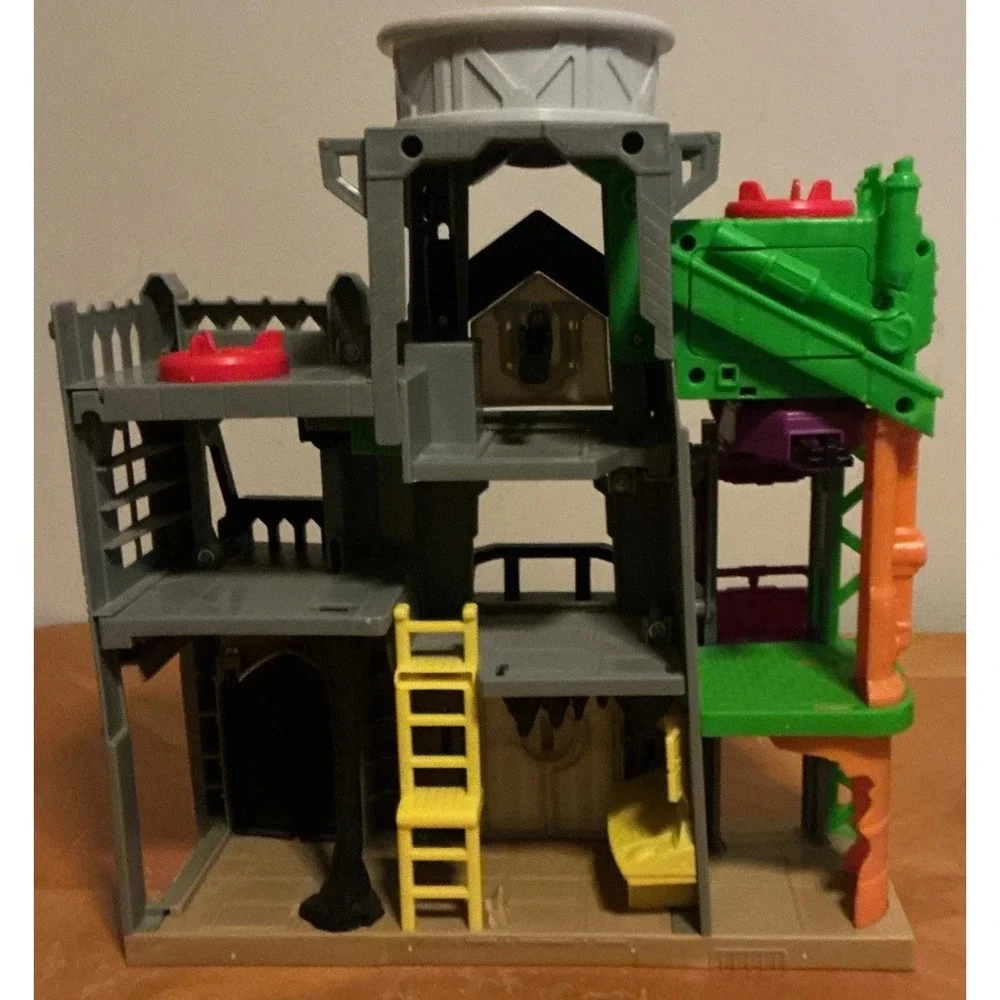 IMAGINEX DC Batman Bat Cave Play House Fisher Price Large Interactive Toy‎ Set